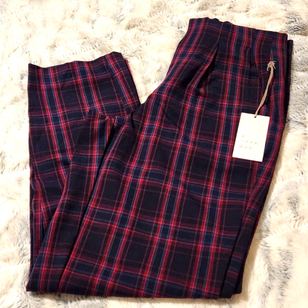 A New Day brand size 2 plaid dress pants